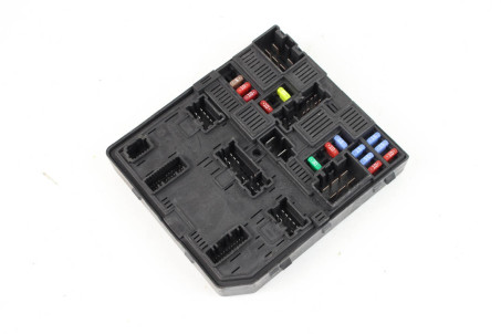 Блок запобіжників двигуна 1.2-1.5 dci Nissan Qashqai (J11- Rogue Sport) 2014-2022 284B74BA0A (72285)