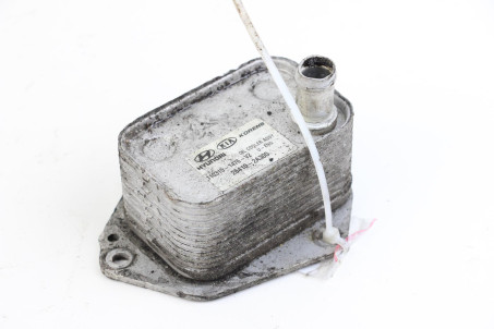 Охолоджувач масла 1.6 TDI Hyundai I30 (GD) 2012-2017 264102A300 (72571)