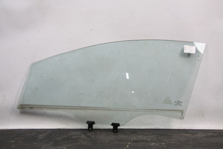 Стекло двери переднее левое Kia Rio (QB/UB) 2011-2017 824111W010 (72710)