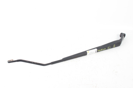 Тримач двірника правий Toyota Corolla Verso 2004-2009 852110F020 (72849)