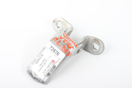 Петля двері передньої лівої верх Toyota Corolla Verso 2004-2009 6872002050 (72876)