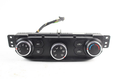 Блок управления печкой с конд Kia Ceed (JD) 2012-2019 97250A2002WK (73257)