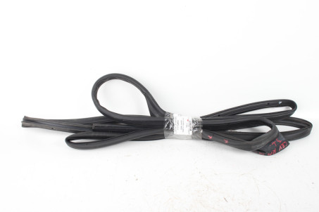 Ущільнювач на двері задні ліві Honda CR-V (RM) 2012-2017 72850T1WA11 (73449)