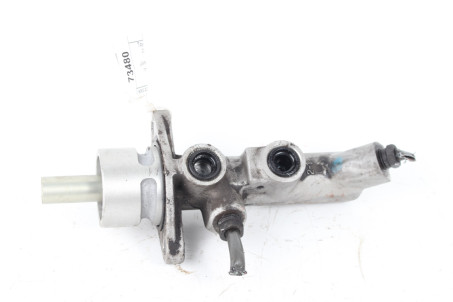 Циліндр гальмівний головний 1.8 B-2.0 TDI Toyota Corolla Verso 2004-2009 472010F030 (73480)