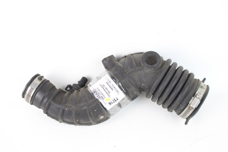 Патрубок воздушного фильтра 1.2XT Nissan Juke (YF15) 2010-2019 16576HY00A (73716)