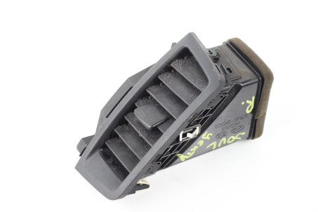 Дефлектор торпедо центральний правий Kia Soul (AM) 2008–2013  (74180)