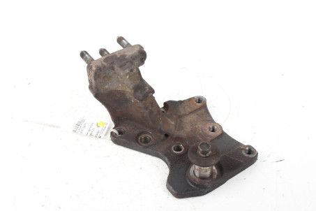 Кронштейн двигателя правый 2.0 Mitsubishi Lancer 9 (CSA) 2003-2009 1091A061 (74217)