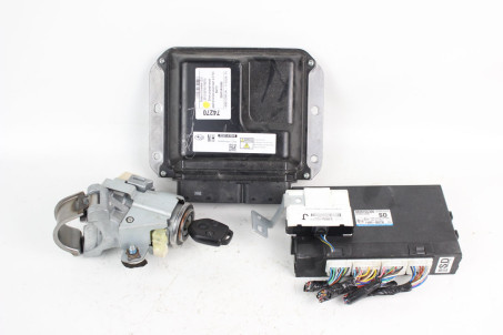 Блок управления двигателем комплект 2.0 TDI МКПП Subaru Forester (SJ) 2012-2018 22611AV580 (74270)