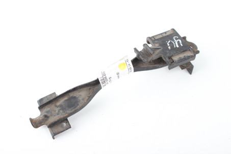 Крепление АКБ Toyota Yaris USA 2006-2009 седан  (74503)