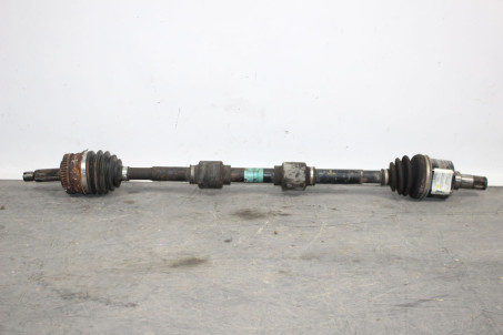 Привід передній правий під ABS 1.7 TDI МКПП Hyundai I40 2012-2019 495013Z450 (74522)