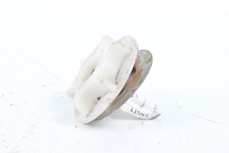 Болт кріплення запаски Nissan X-Trail (T30) 2002-2007  (74577)