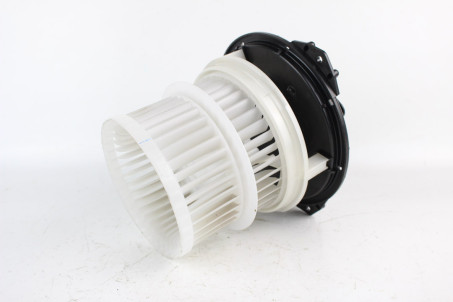 Моторчик пічки Toyota Prius (ZVW51) 2015-2018 8710358080 (74639)