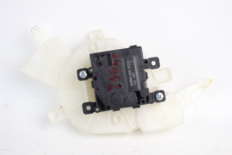 Кроковий двигун пічки Toyota Prius (ZVW51) 2015-2018 8710648240 (74642)