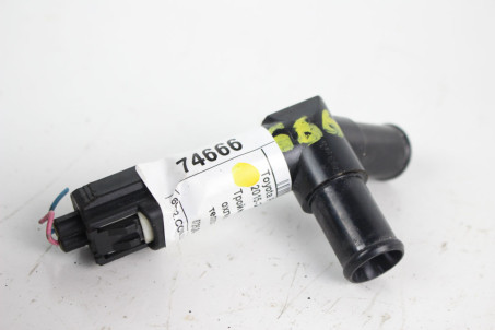 Тройник системы охлаждения Toyota Prius (ZVW51) 2015-2018 8725247030 (74666)