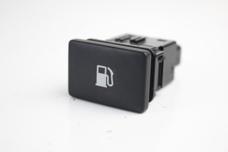 Кнопка открытия лючка бака Toyota Prius (ZVW51) 2015-2018 8484147020 (74713)