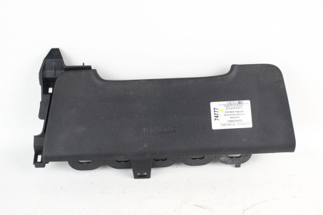 Накладка подушки безопасности в ноги водителя Toyota Prius (ZVW51) 2015-2018 7390047050C0 (74777)