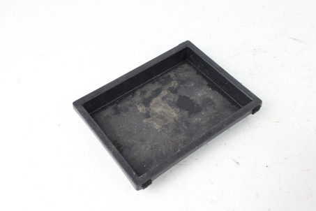 Пластик Toyota Prius (ZVW51) 2015-2018 5882547060 (74933)