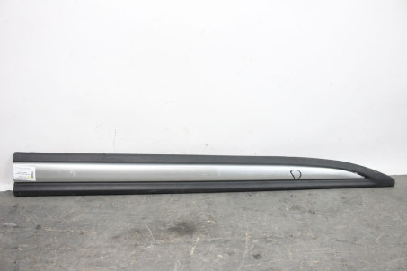 Накладка двери передняя правая (лицензия) Mitsubishi Outlander (GF) 2012- 5727A404 (75008)