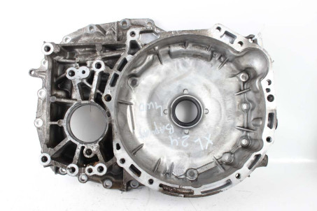 Корпус КПП передний 2.4 вариатор 4WD Mitsubishi Outlander (CW) XL 2006-2014 2701A051 (75440)