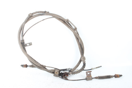 Трос ручного тормоза левый Kia Sorento (BL) 2002–2009 597703E101 (75488)