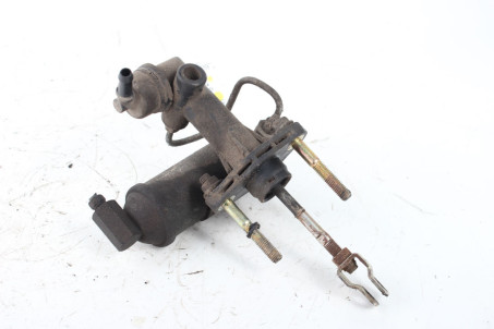 Цилиндр сцепления главный 2.5 МКПП TDI Kia Sorento (BL) 2002–2009 416103E000 (75513)