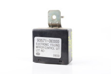 Блок управления зеркалами Kia Sorento (BL) 2002–2009 935713E000 (75607)