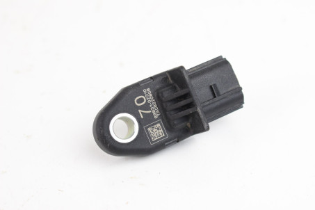 Датчик удару фронтальний передній Toyota Corolla E21 2019-2024 8983102310 (75945)