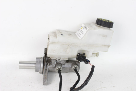 Цилиндр тормозной главный в сборе Toyota Corolla E21 2019-2024 47201F9020 (75952)