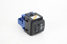 Кнопка регулювання фар Toyota Corolla E21 2019-2024 8415202160 (76007)