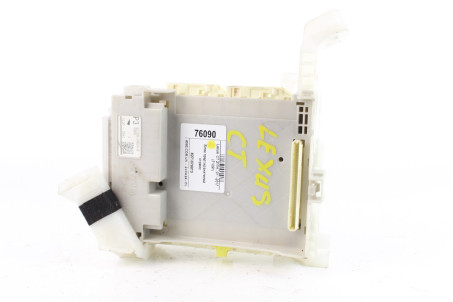 Блок запобіжників сервіс Lexus CT 200H 2010-2017 8273076020 (76090)