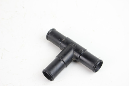 Трійник системи охолодження Toyota Corolla E21 2019-2024 8724812330 (76108)