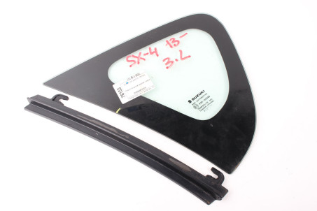 Скло в кузов заднє ліве Suzuki SX-4 s-cross 2013- 8459061M10 (76153)