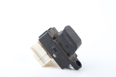 Кнопка стеклоподъемника одиночная Suzuki SX-4 s-cross 2013- 3799568L00 (76190)