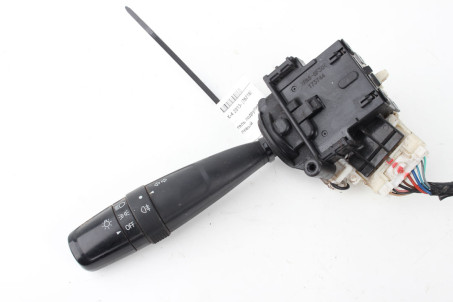 Переключатель подрулевой левый Suzuki SX-4 s-cross 2013- 3721061M60 (76218)