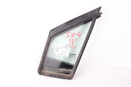 Стекло двери передней левой (форточка) Suzuki SX-4 s-cross 2013- 8452661M00 (76240)