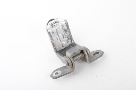 Петля двери задней левой низ Suzuki SX-4 s-cross 2013- 6944068LA0 (76359)