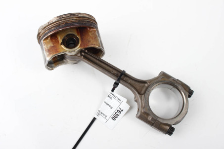 Шатун вместе с поршнем 1.6 Suzuki SX-4 s-cross 2013- 1216061M01 (76390)