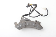 Кнопки керування на кермо Toyota Sienna (XL20) 2003-2009 8424708030B0 (76587)