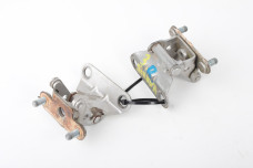 Петлі кр.багажника 2 шт. Toyota Sienna (XL20) 2003-2009 6882008010 (76619)