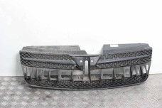 Решетка радиатора Toyota Sienna (XL20) 2003-2009 53111AE010 (76688)