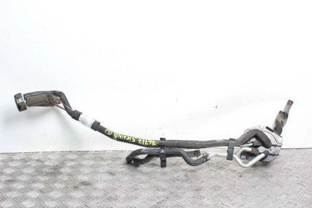 Трубка кондиціонера задньої пічки Toyota Sienna (XL20) 2003-2009 8884008160 (76717)