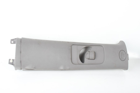 Накладка стойки центральной правой верхняя Toyota Sienna (XL20) 2003-2009 6241108040B0 (76726)