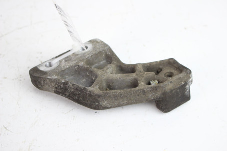 Кронштейн кріплення компресора А / С 1.3 Mitsubishi Colt (Z30) 2004-2012 MR568991 (76755)