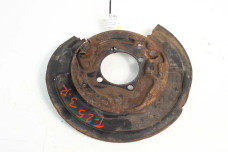 Щиток заднего тормозного диска правый Toyota Avensis T25 (T250) 2003-2009 4650305010 (76784)