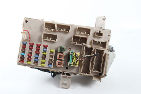 Блок предохранителей сервис USA Toyota Camry 30 (XV30) 2001-2006 8273006150 (76793)