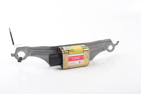 Датчик удару фронтальний задній RH USA Toyota Camry 30 (XV30) 2001-2006 8983306030 (76812)