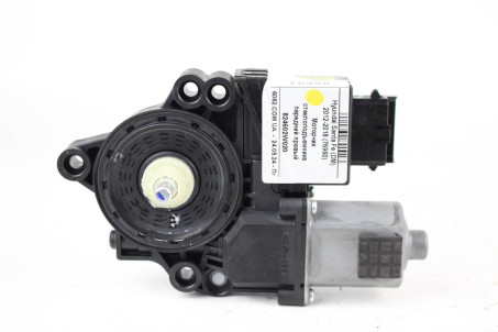 Моторчик склопідіймача передній правий 6pin Hyundai Santa Fe (DM) 2012-2018 824602W020 (76960)