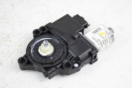 Моторчик склопідіймача задній правий Hyundai Santa Fe (DM) 2012-2018 834602W010 (76970)