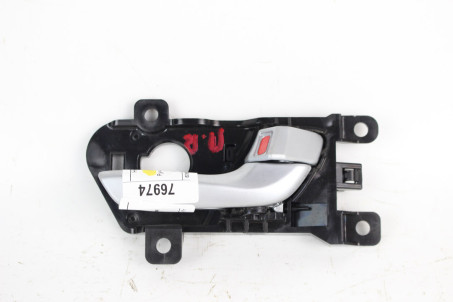 Ручка двери внутр правая Hyundai Santa Fe (DM) 2012-2018 826202W000SDH (76974)