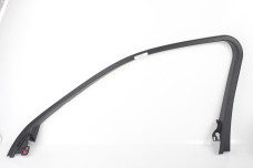 Накладка внутр. рамки двери передняя правая Lexus UX (ZA10) 2018- 6766376020C0 (77080)